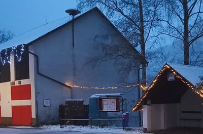 „Slavnostní vánoční rozsvícení hasičárny a točny autobusu v Ryjicích"