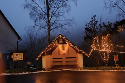 „Slavnostní vánoční rozsvícení hasičárny a točny autobusu v Ryjicích"